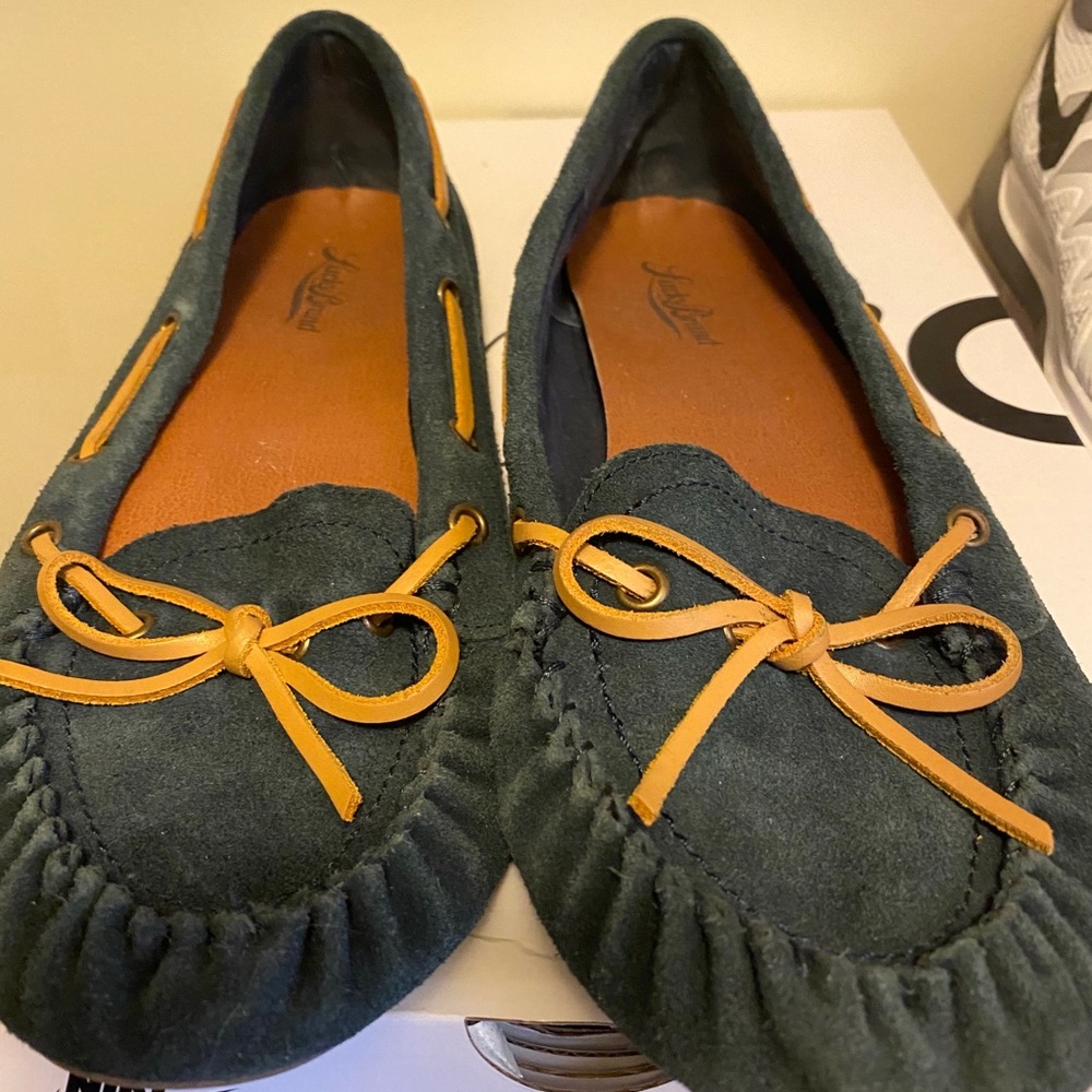 Lucky brand flats